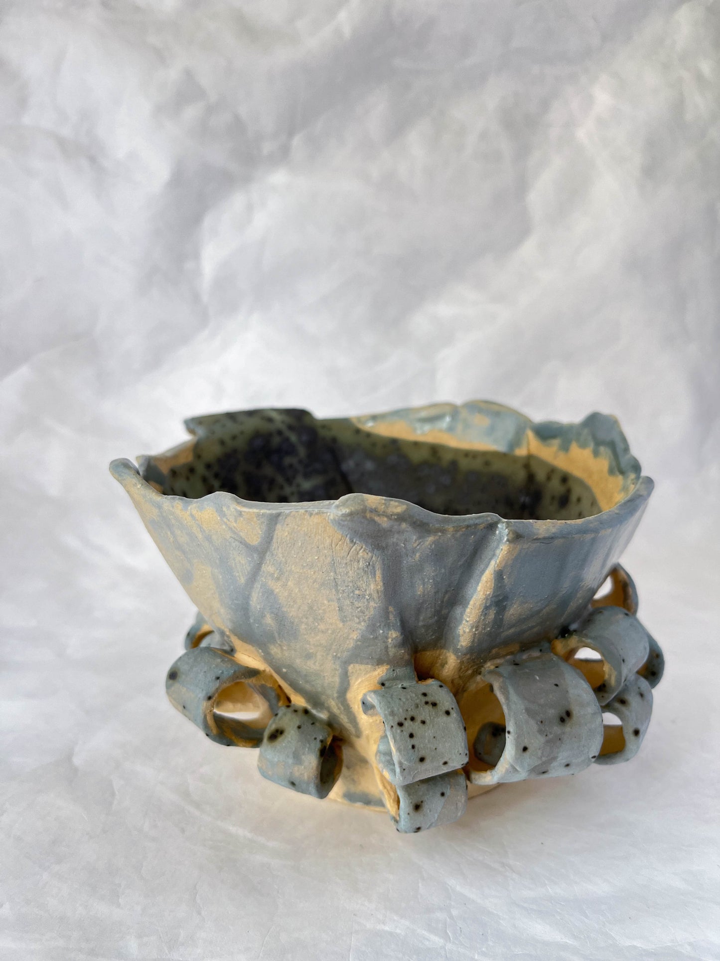 Strip bowl