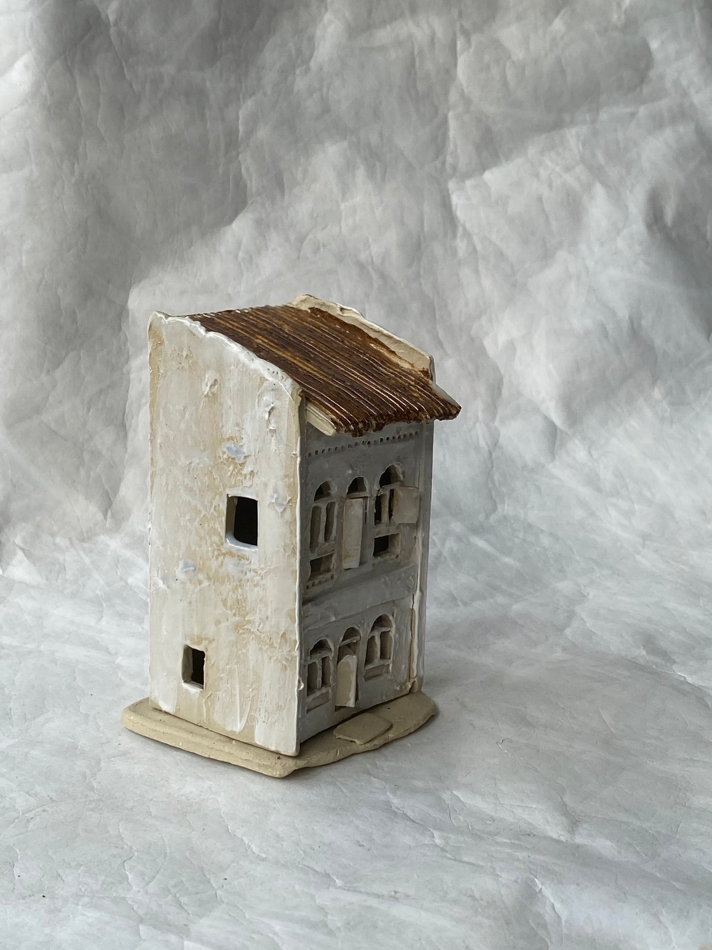 House S.4